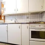 Mit Viel Charme, Kochnische Und 2 Betten Apartment Kandersteg