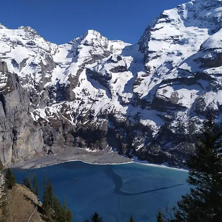 Mit Viel Charme, Kochnische Und 2 Betten Kandersteg