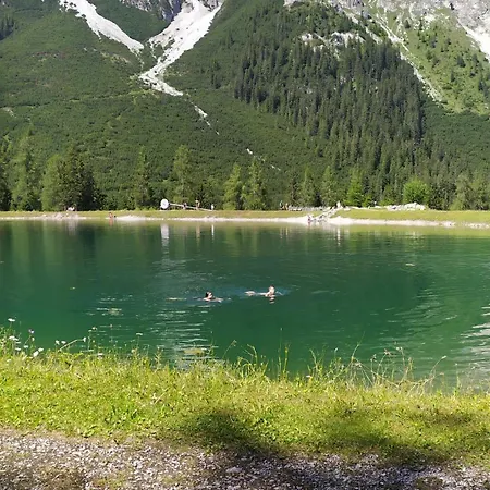 Mit Viel Charme, Kochnische Und 2 Betten