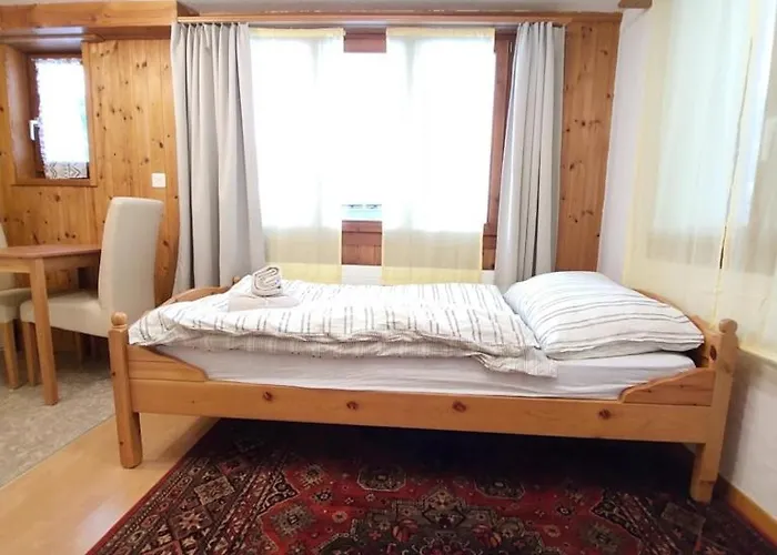 Apartamento Mit Viel Charme, Kochnische Und 2 Betten