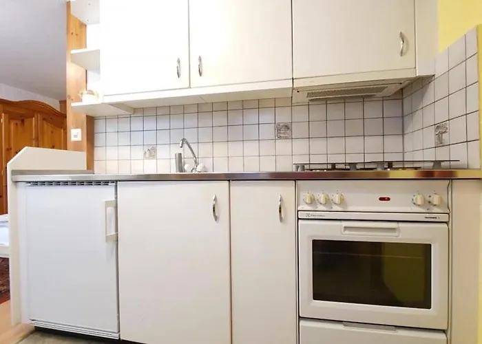 Mit Viel Charme, Kochnische Und 2 Betten Apartamento Kandersteg