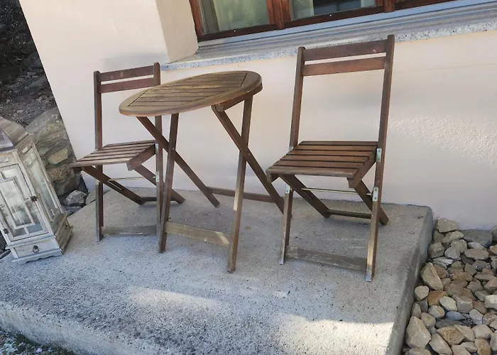 Apartamento Mit Viel Charme, Kochnische Und 2 Betten