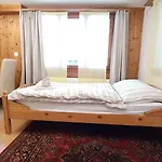 Apartamento Mit Viel Charme, Kochnische Und 2 Betten