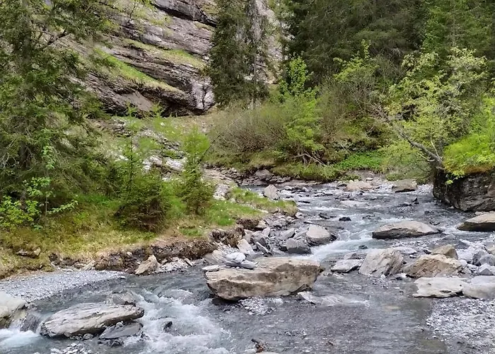 Mit Viel Charme, Kochnische Und 2 Betten